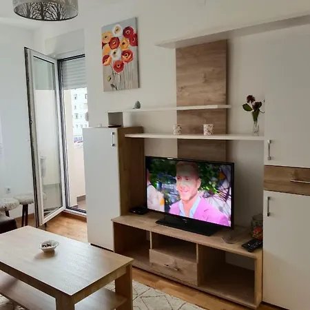 Apartman Valerija アパート *
